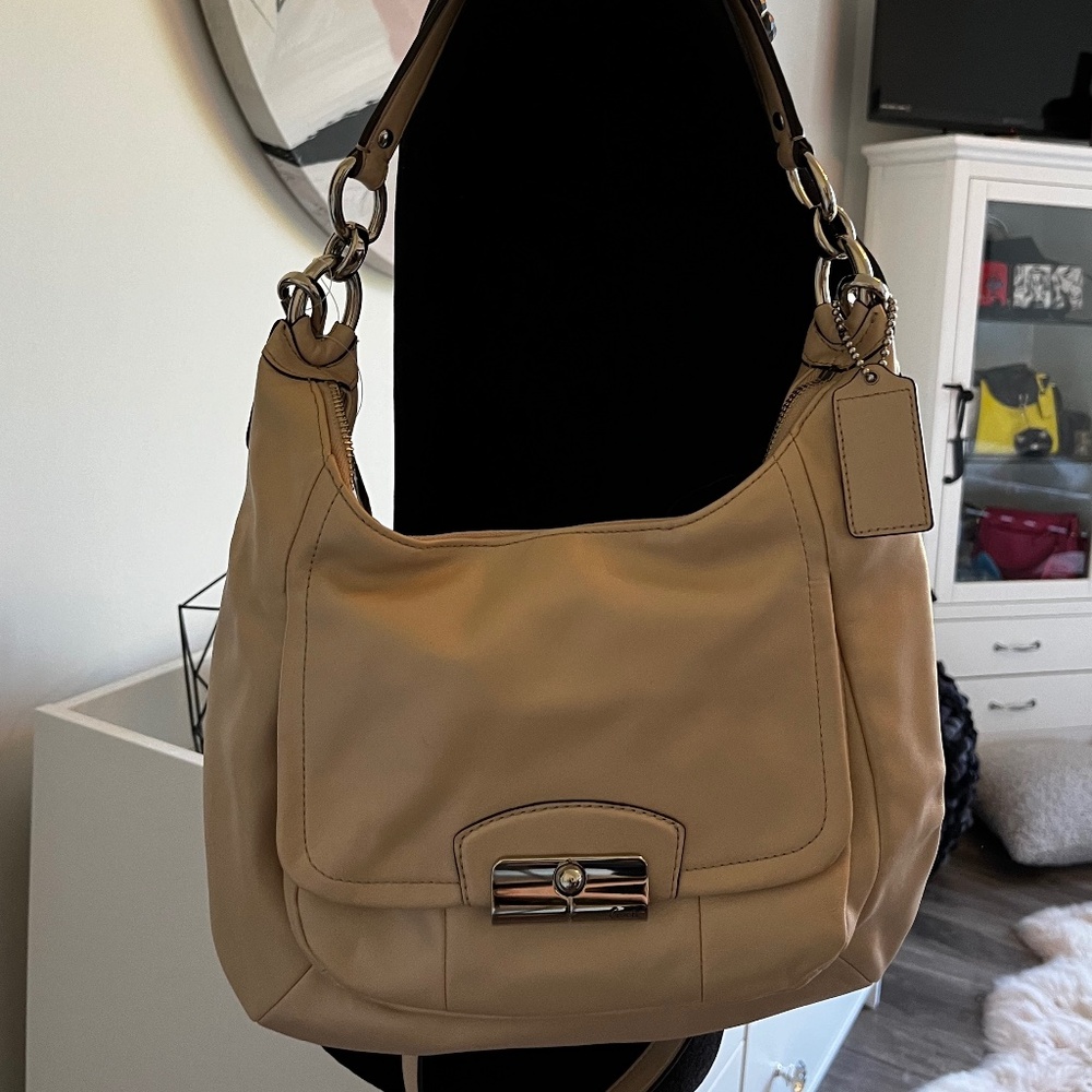 BNWT Coach Kristin Leather Hobo Handbag